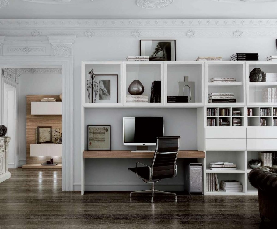 Секретер из массива дерева