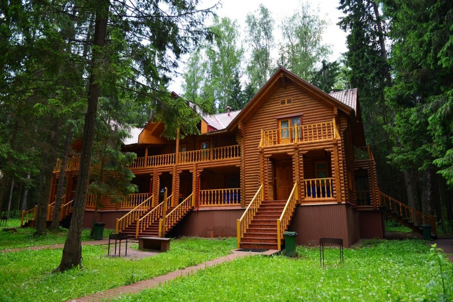 Лада Холидей Истра