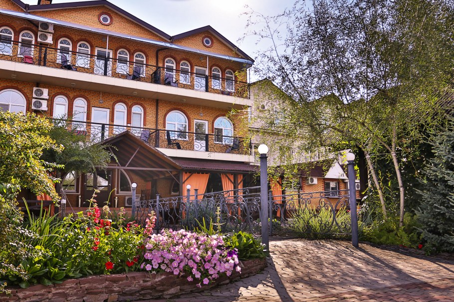 Лужки Истра