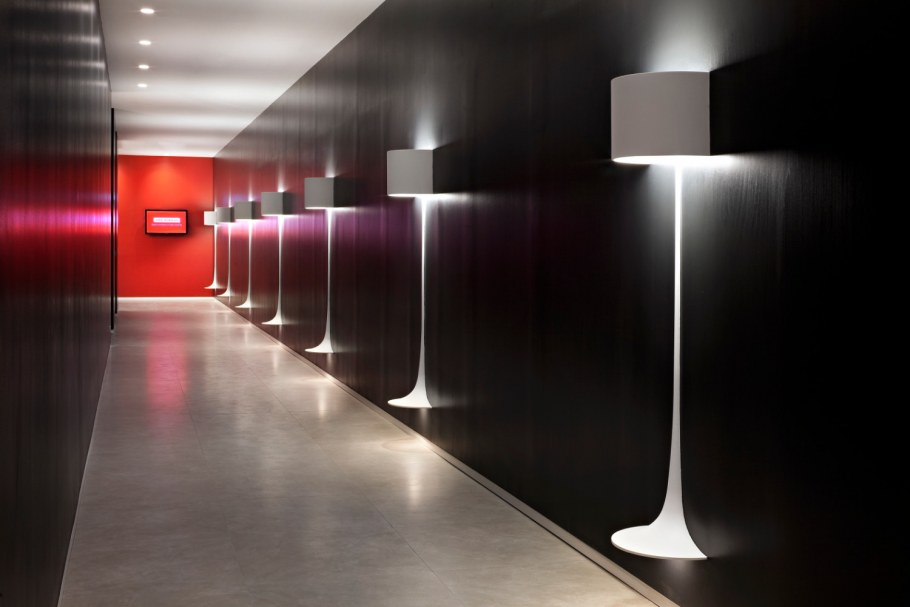 Настенные светильники в интерьере кухни