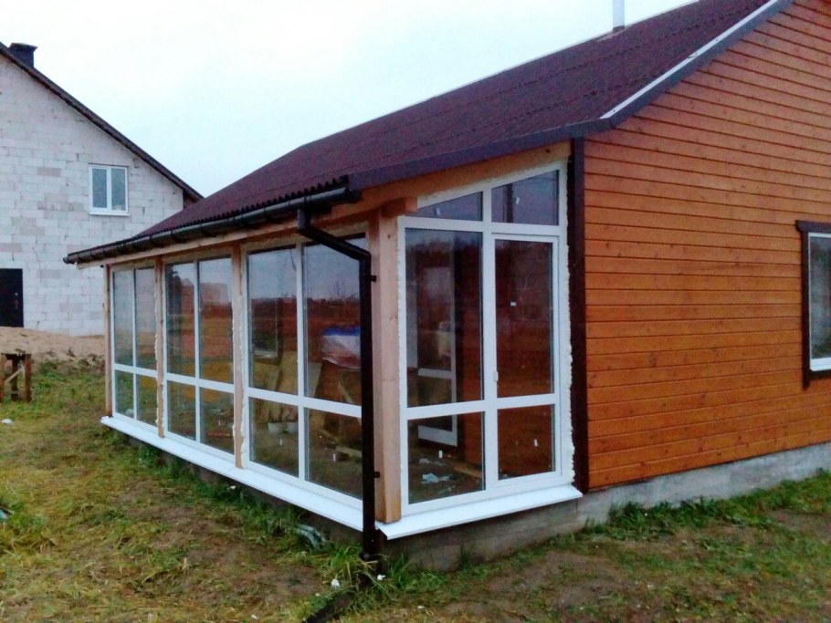 Пластиковая веранда