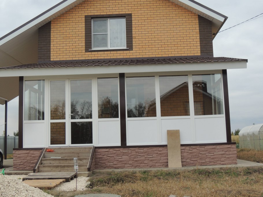 Застекленная веранда на даче