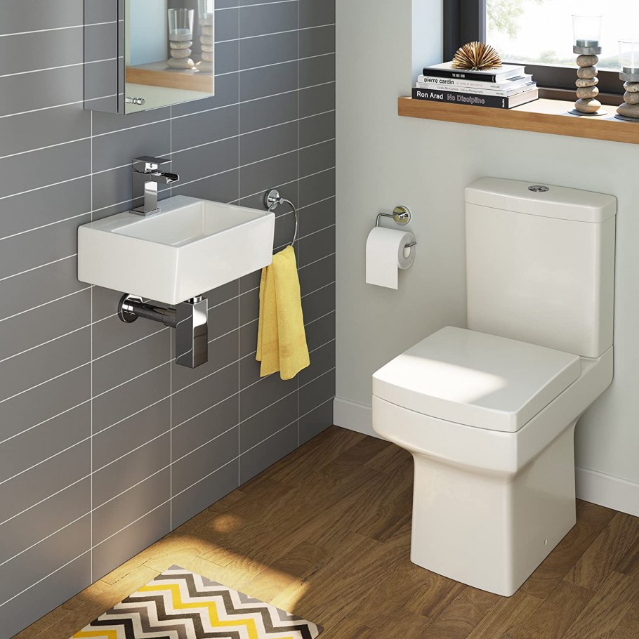 Интерьер ванной комнаты в голубых тонах