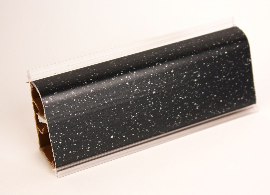 Плинтус для столешниц "Антарес" лед.Искра черная / 474