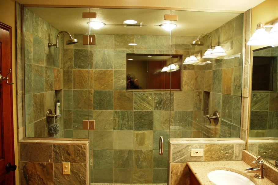 Ванна душевая из мозаики