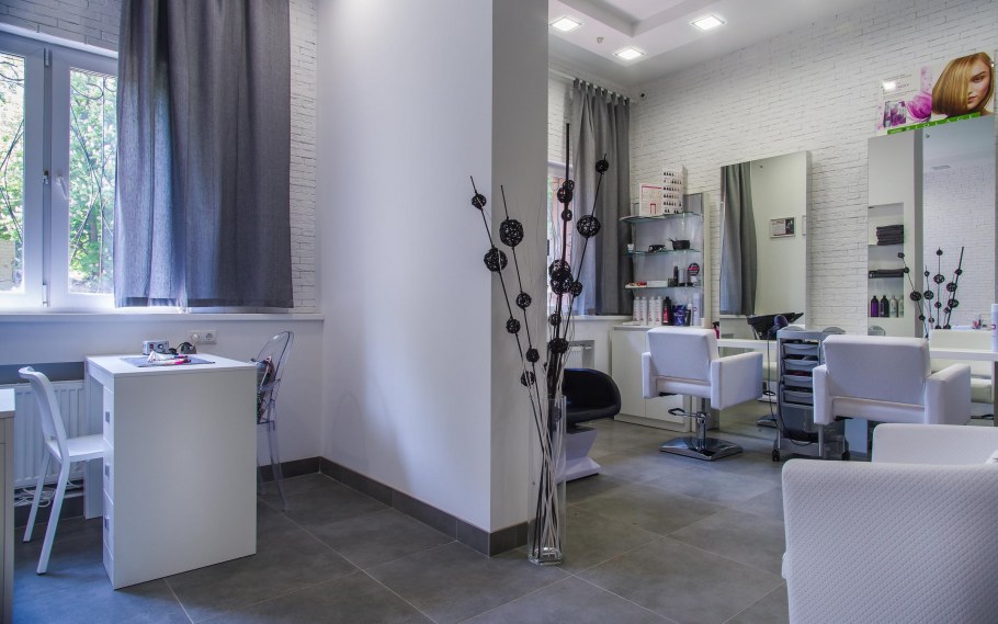 Парикмахерская в однокомнатной квартире