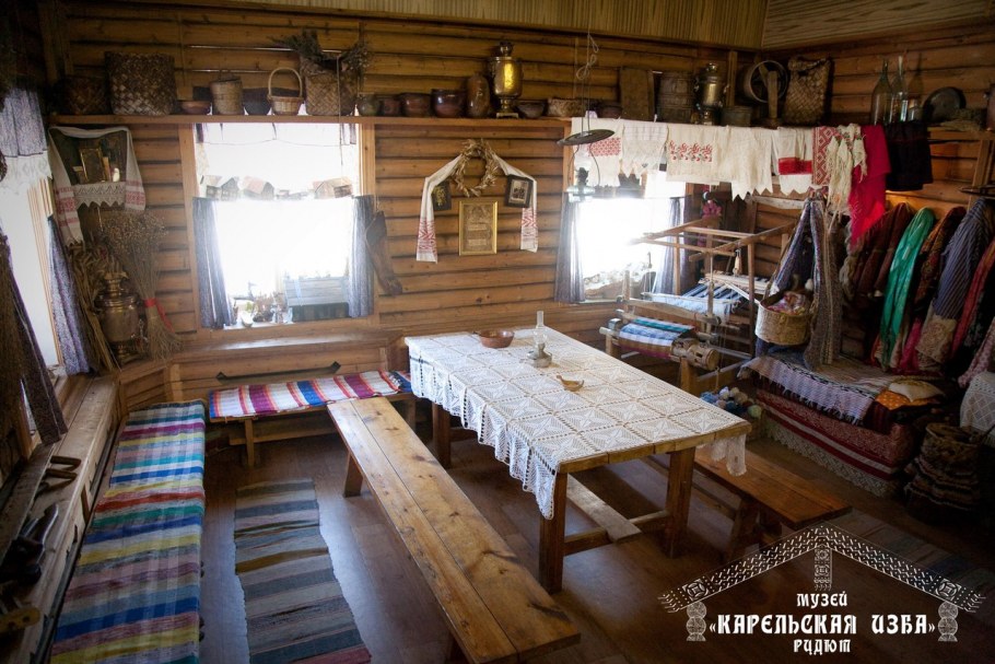 Изба бабы Кати в Коптелово