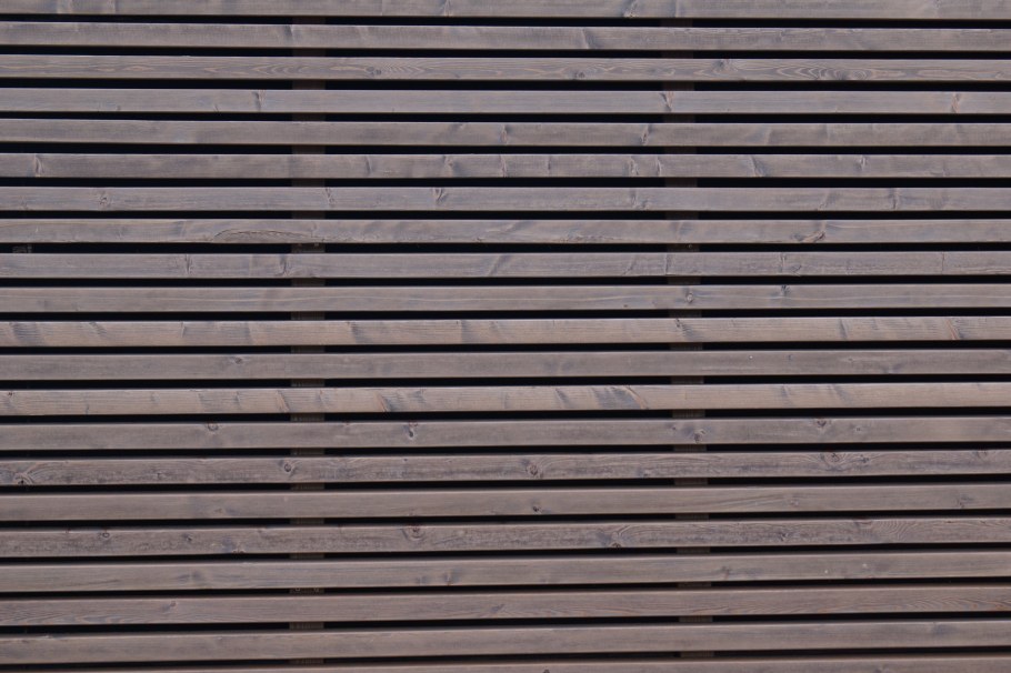 Рейки в коридоре