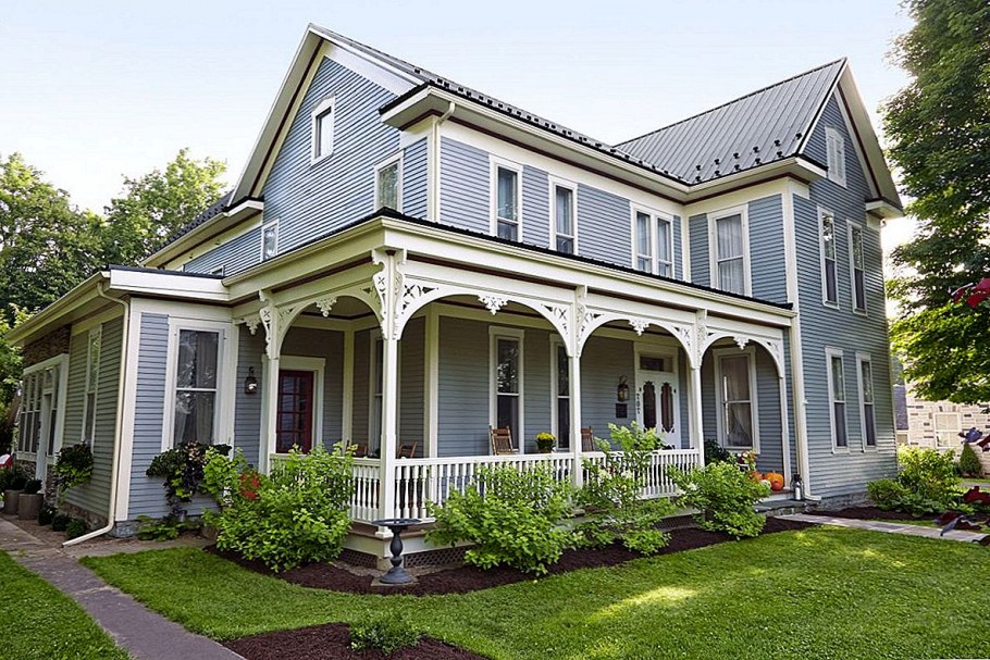 Американский дом с террасой