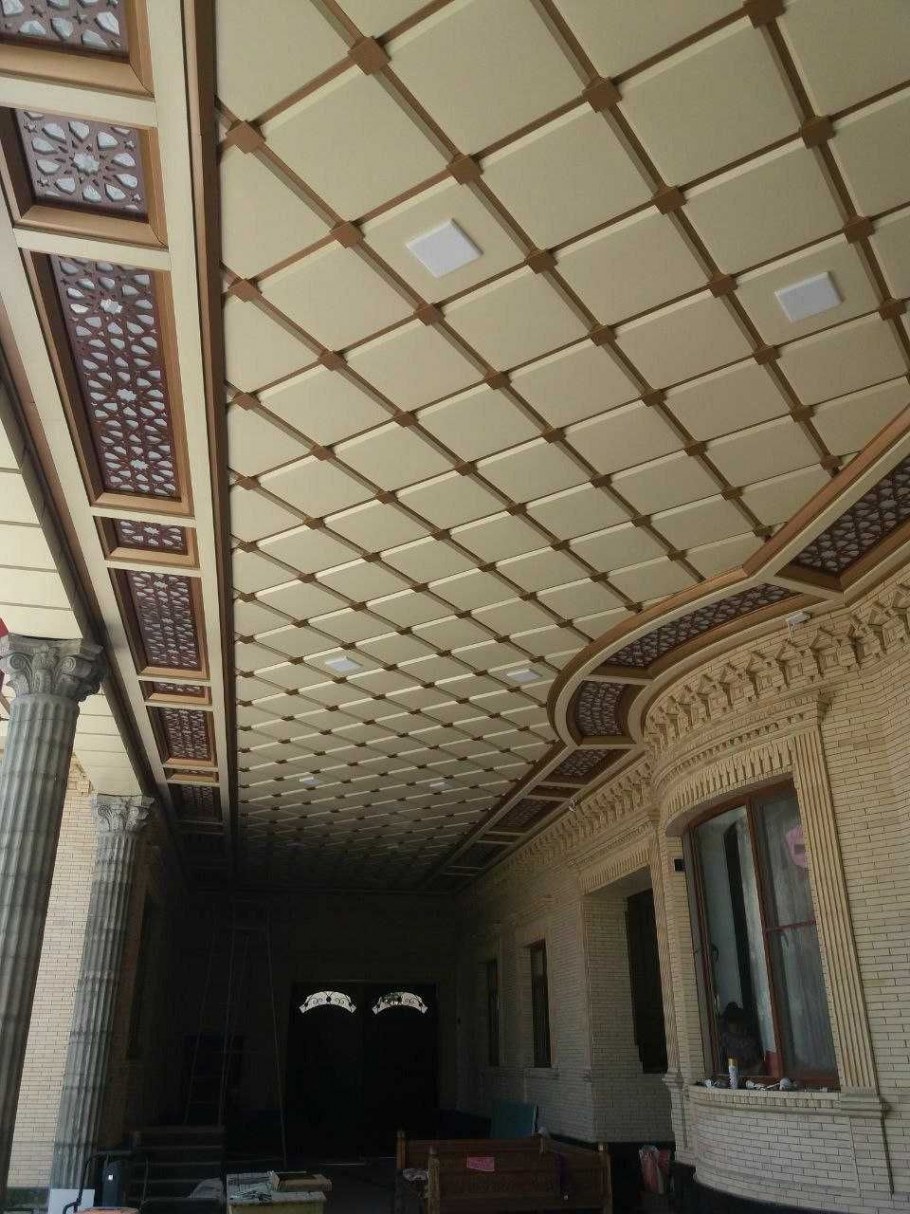 Декор потолок расмлари