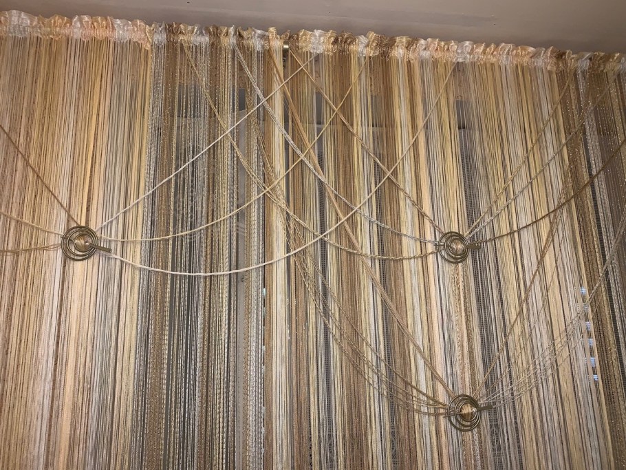 Шторы нитки с бусинками