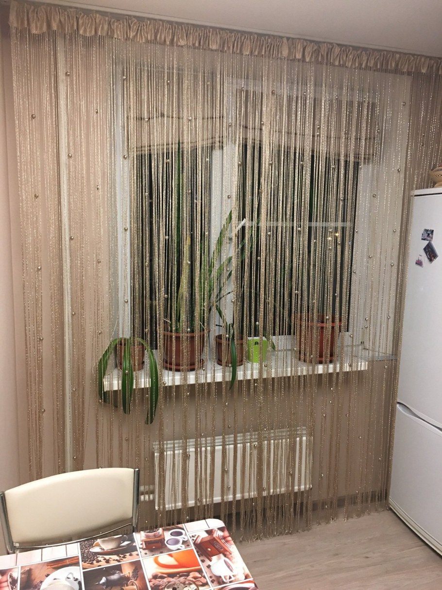 Нитяные шторы с бусинами в спальню