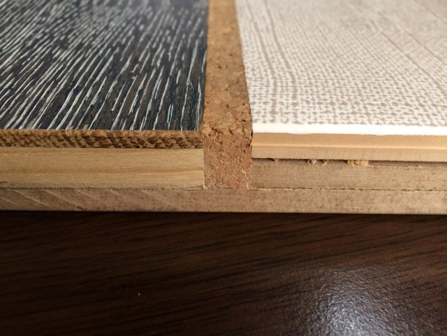 Ламинат и дверная коробка