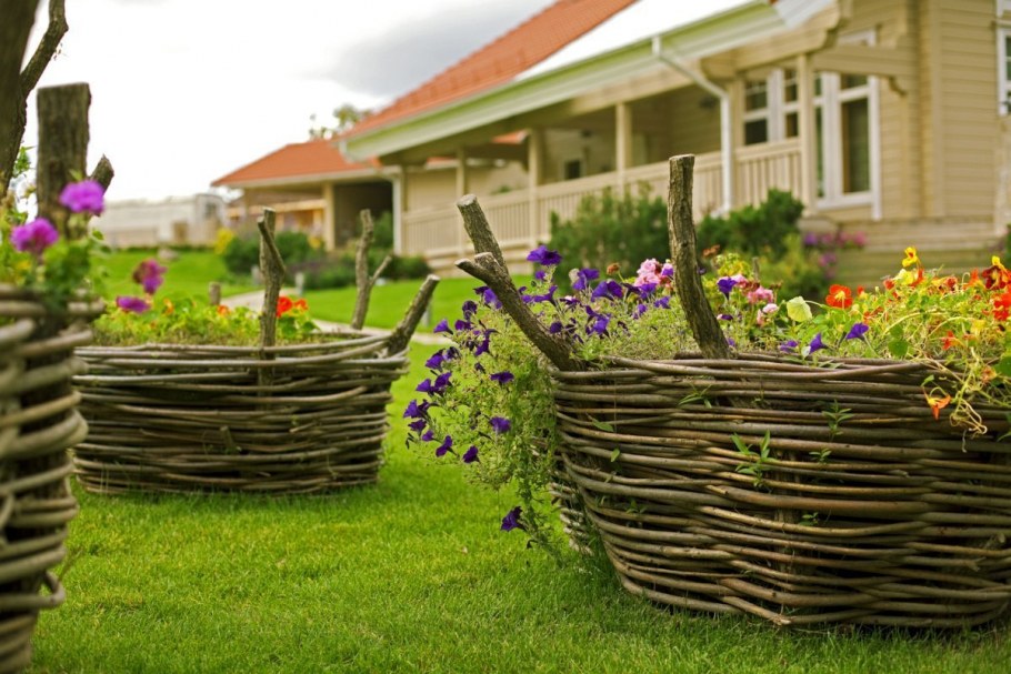 Оригинальные клумбы