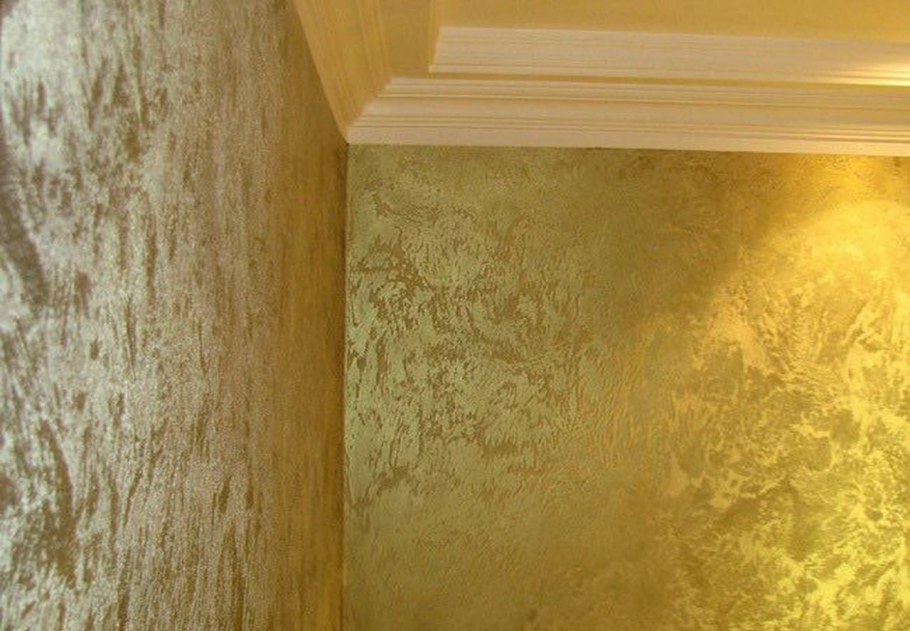 Сиреневая декоративная штукатурка в интерьере