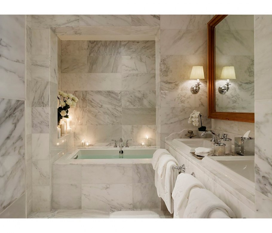 Санузел с элементами дерева