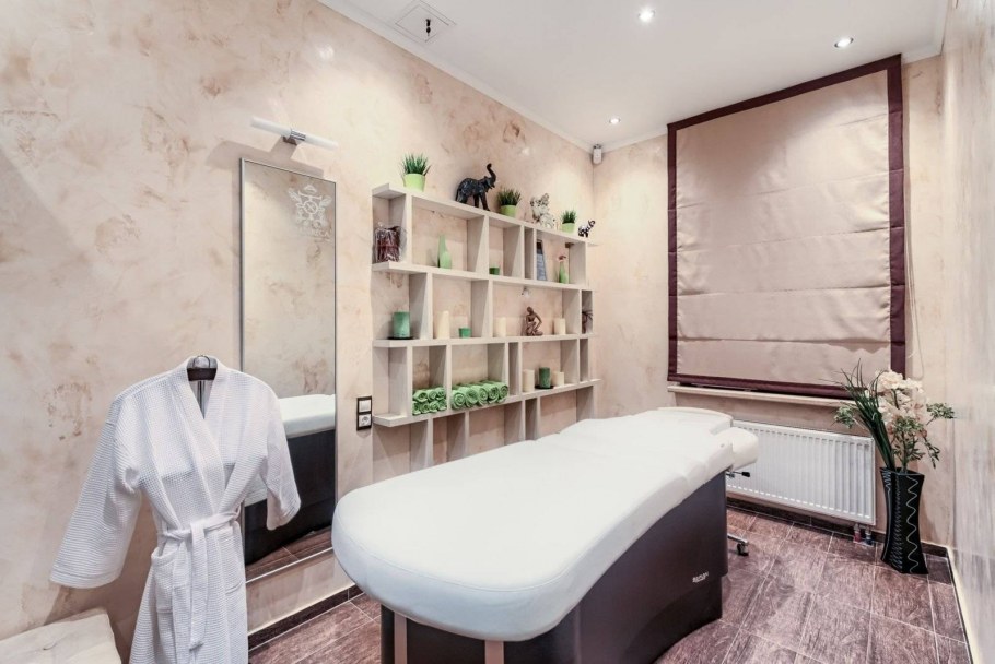 Мебель для кабинета маникюра