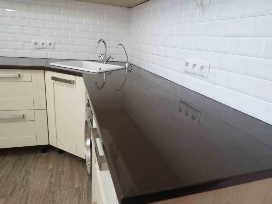 Уголки для плитки на кухонный фартук