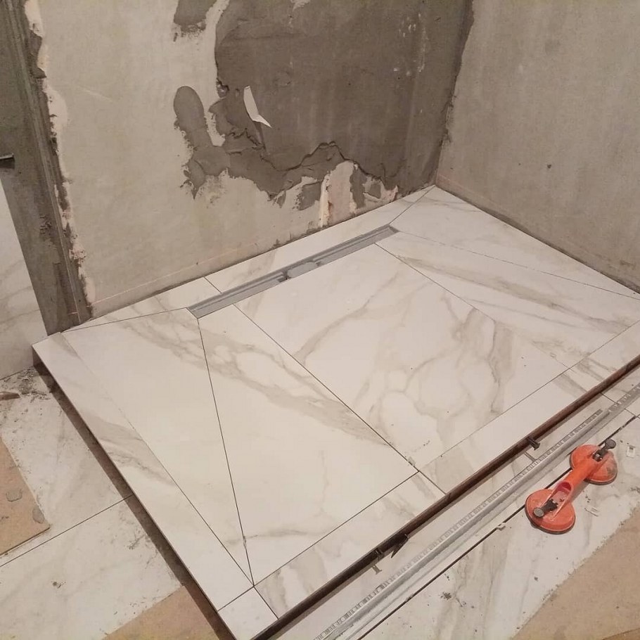 Душевой поддон в нише