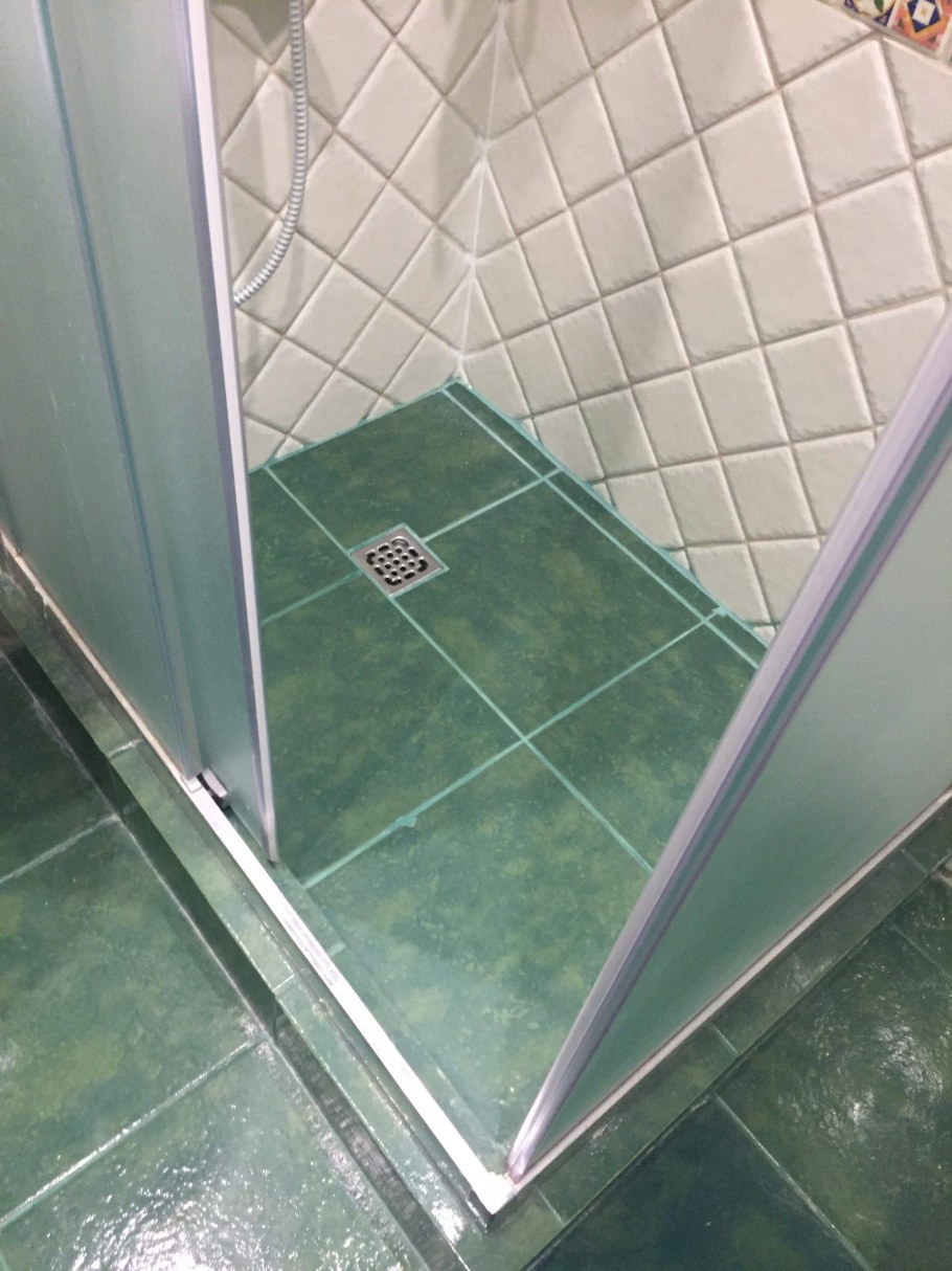 Поддон из кафеля 60*60 для душа