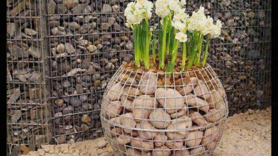 Вазы из габионов