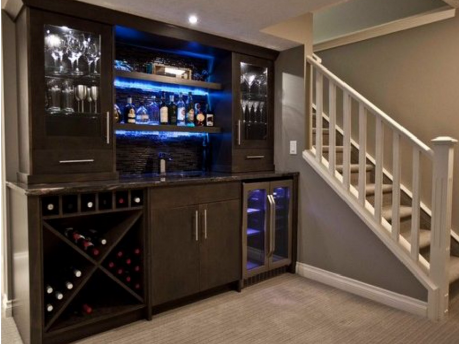 Мини бар встроенный в кухню