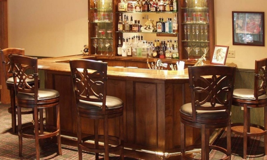 Мини бар в английском стиле