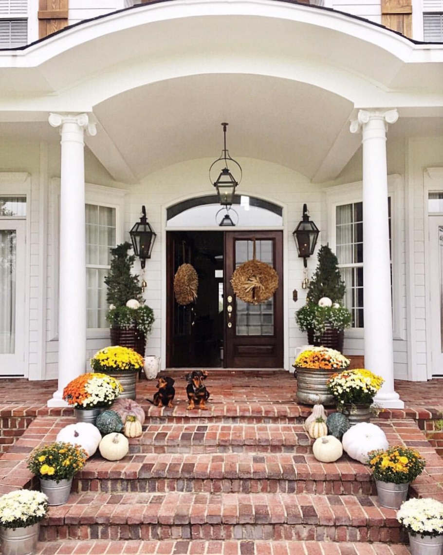 Интерьер крыльца в частном доме