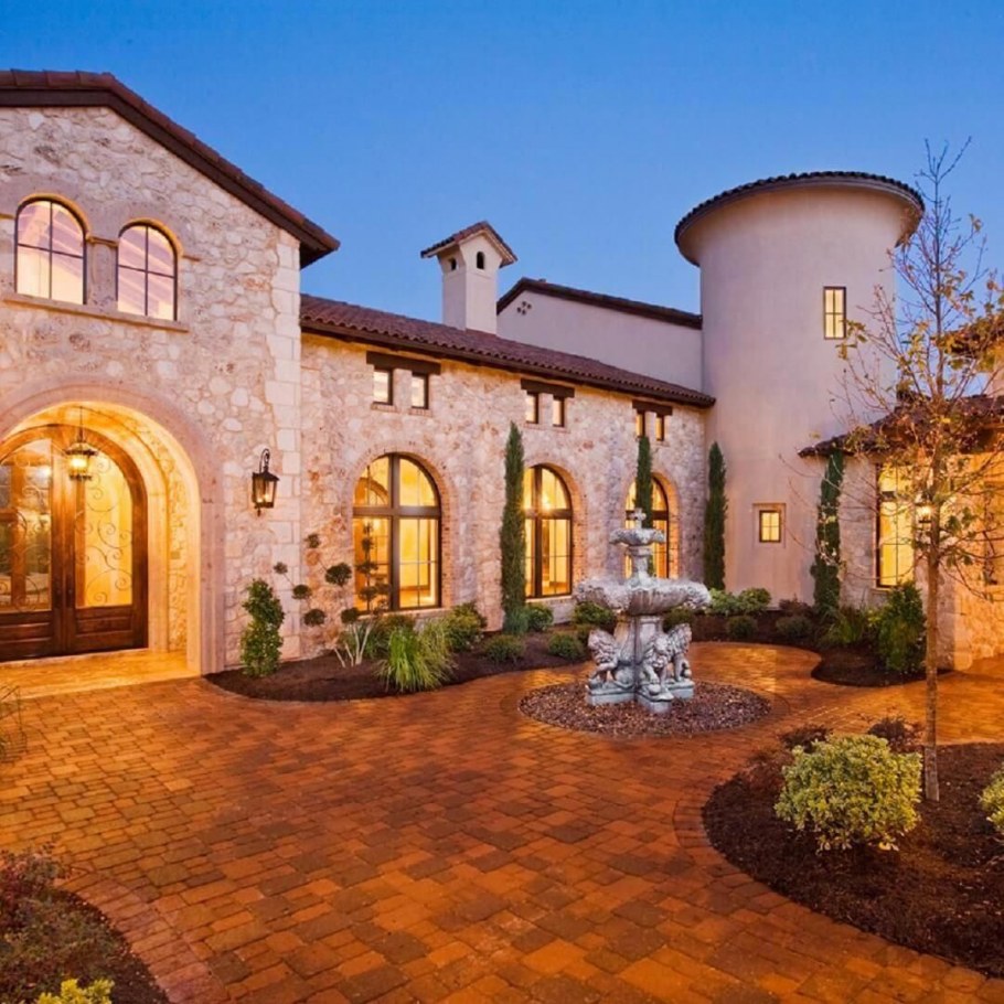 Дом в средиземноморском Тосканском стиле