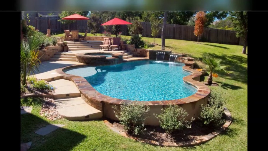 Бассейн в ландшафте