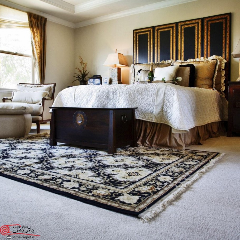 Розовый ковер