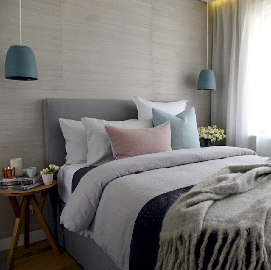 Парные светильники в спальню