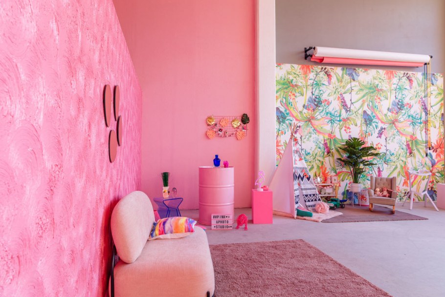 Розовая детская комната