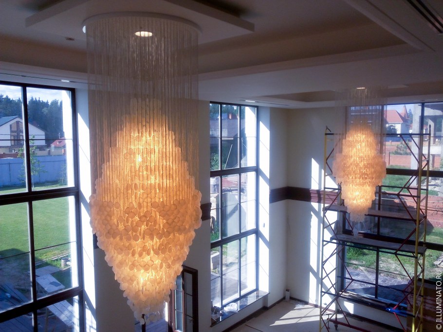 Светильники для очень высоких потолков