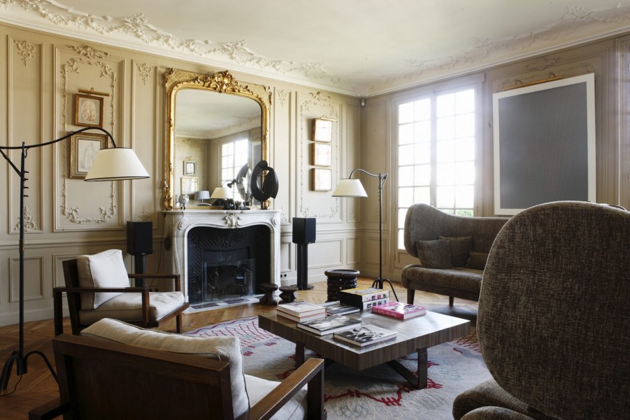 Французский стиль гостиная с высокими потолками