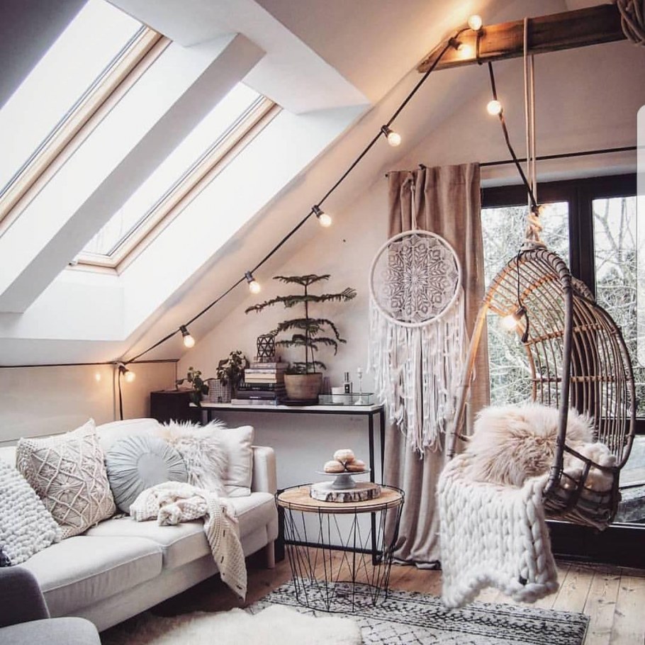 Интерьер мансарды