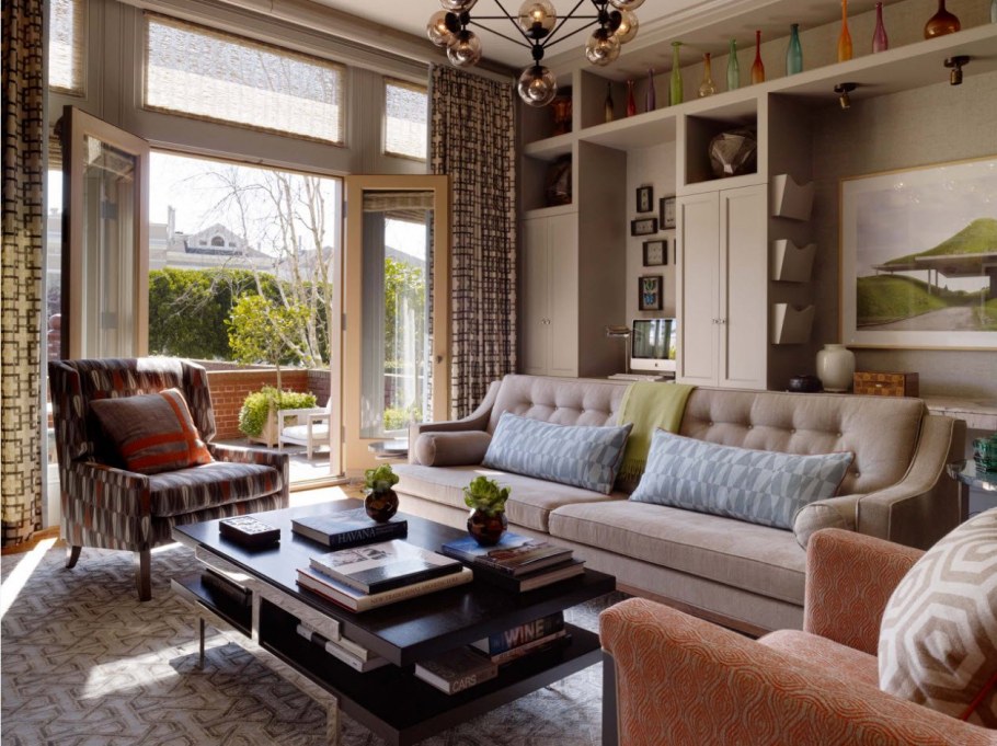 Уютная гостиная в серых тонах