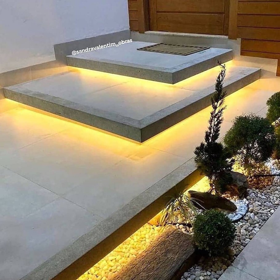 Парящие бетонные ступени