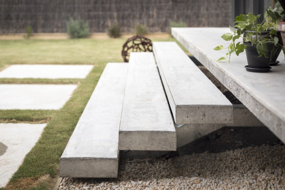 Ступени для уличной лестницы