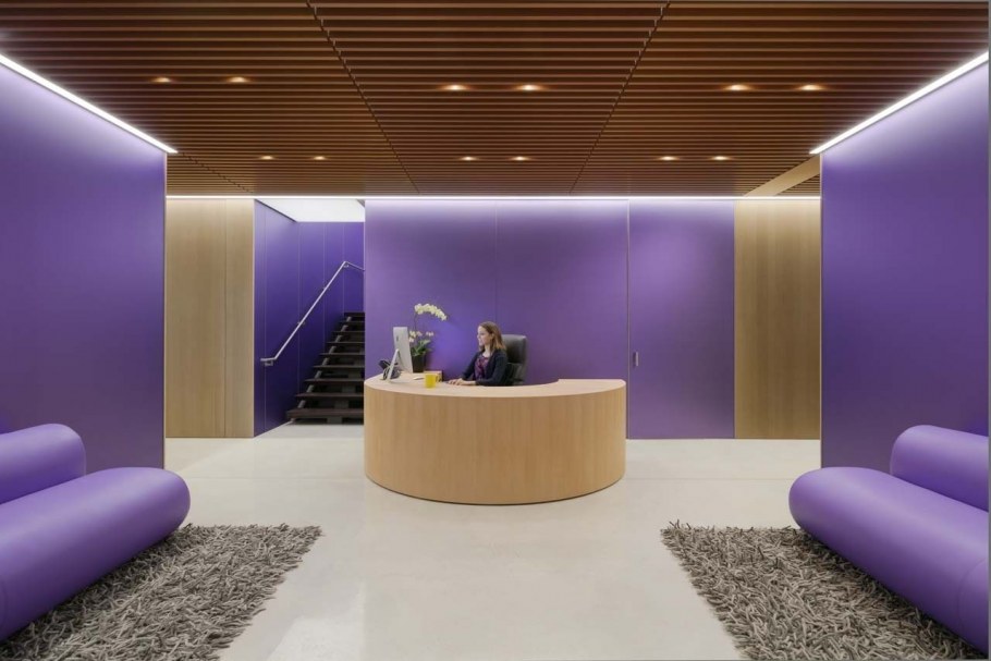 Фиолетовый цвет в интерьере