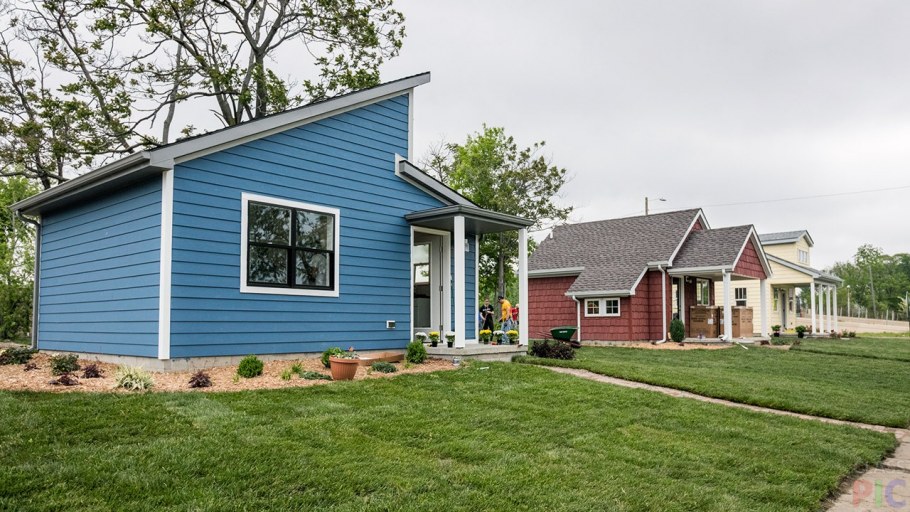 Посёлок Тини Хаус