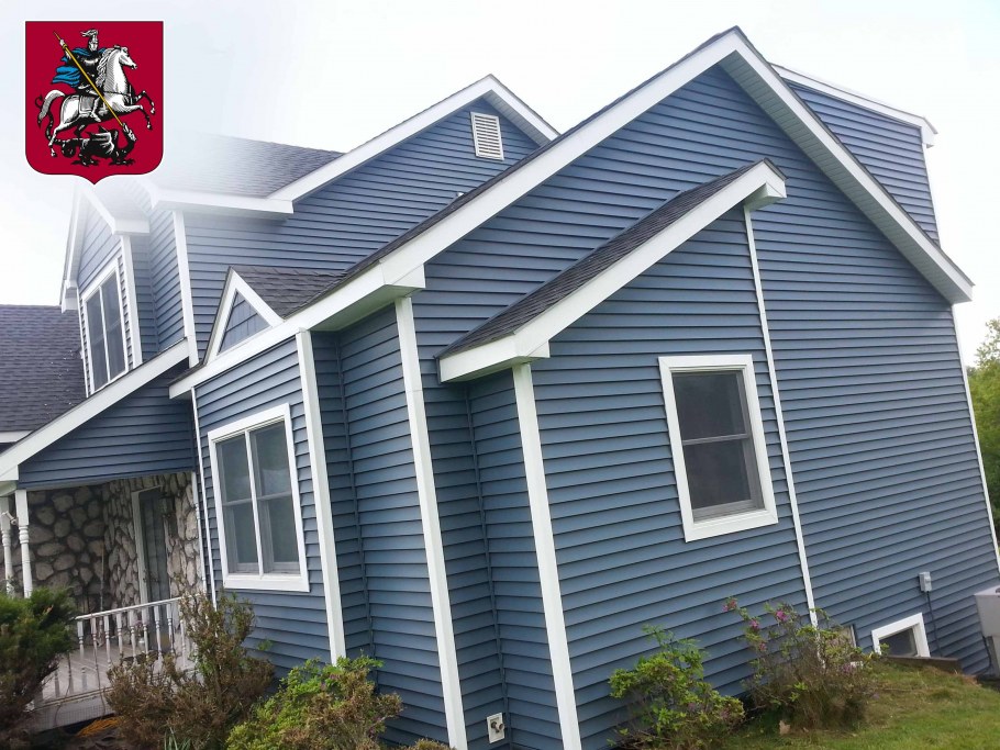 Серо голубой дом