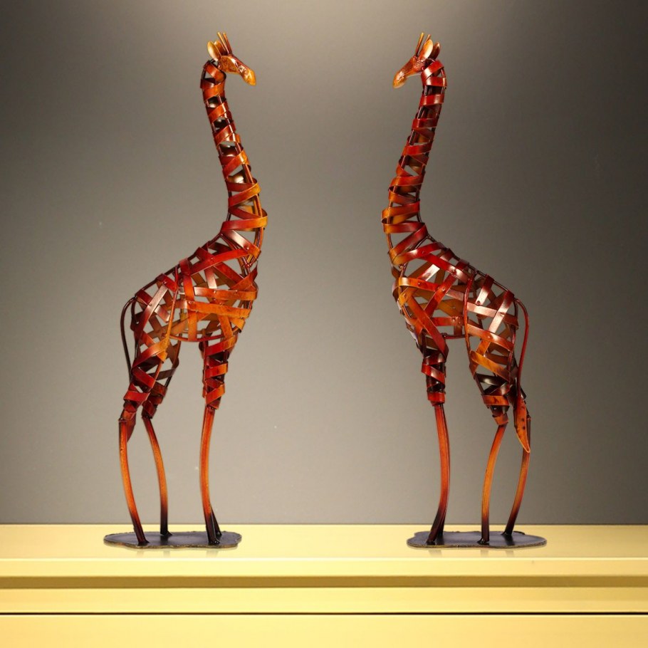 Современные фигурки для интерьера