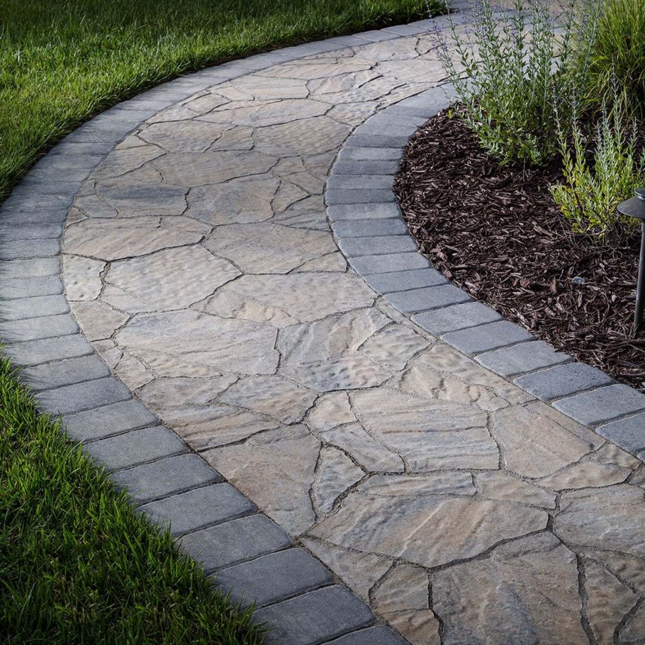 Дорожки из камня