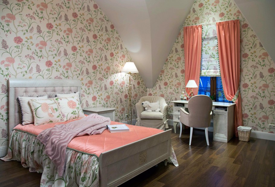 Яркие стены в детской