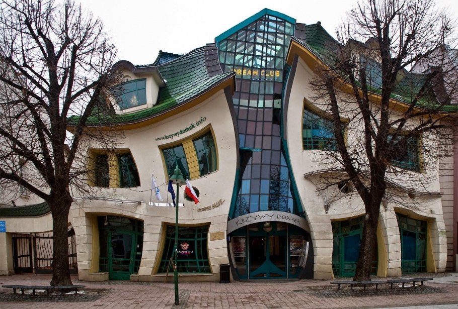 Кривой домик Сопот Польша Архитектор Яцек Карновски