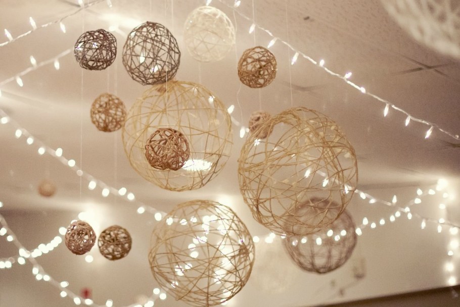 Украшение потолкасдк на новый год