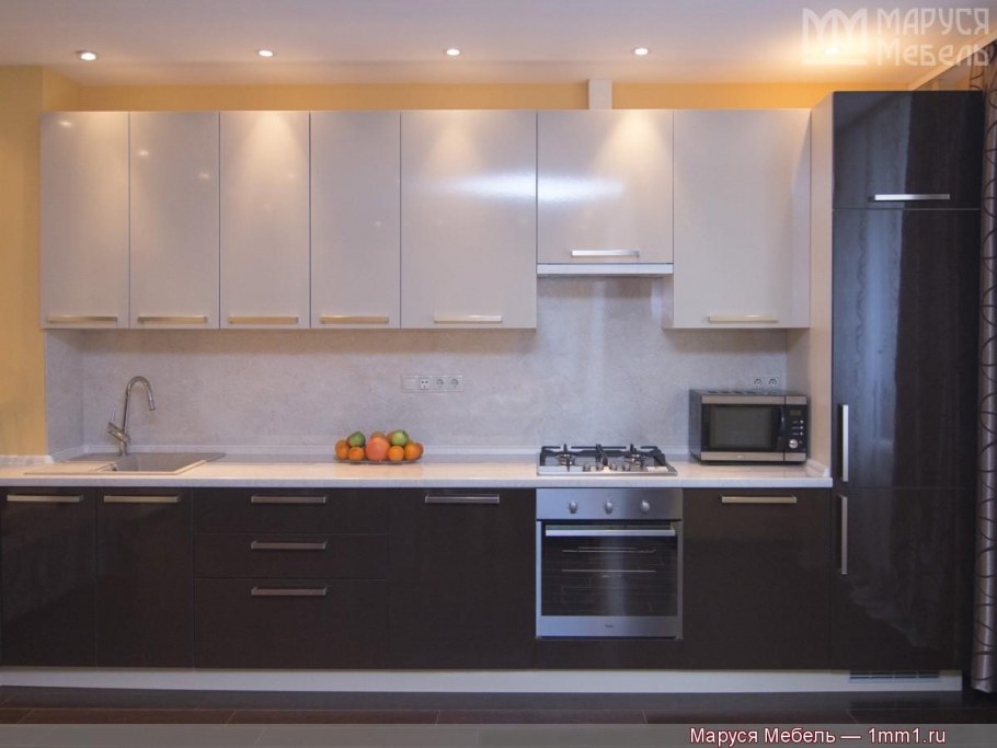 Кухня бежевая матовая