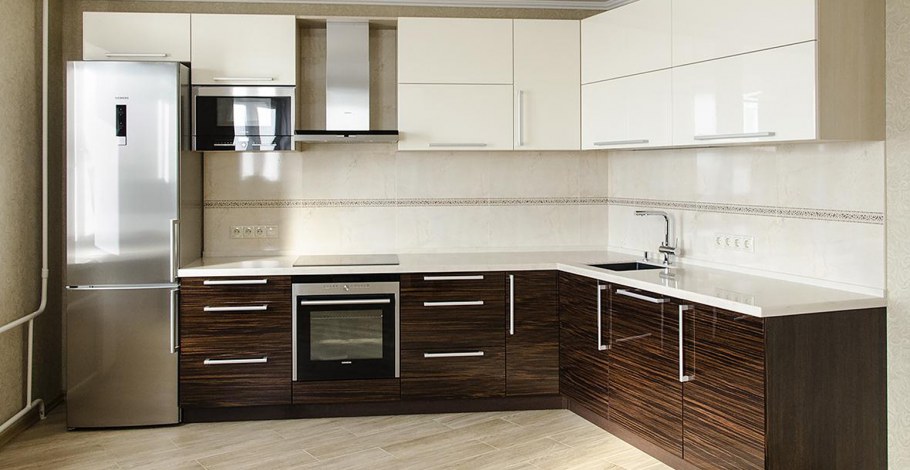 Глянцевые кухни в интерьере