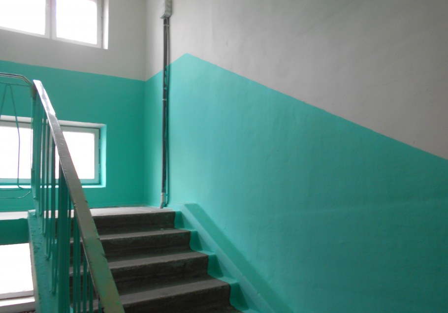 Покраска подъезда